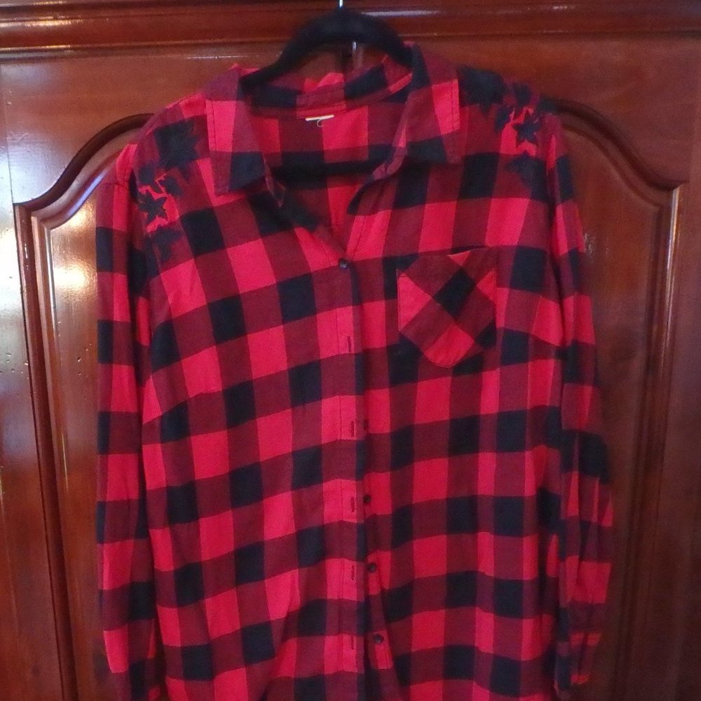 BLACK & RED PLAID SHIRT SIZE 1X